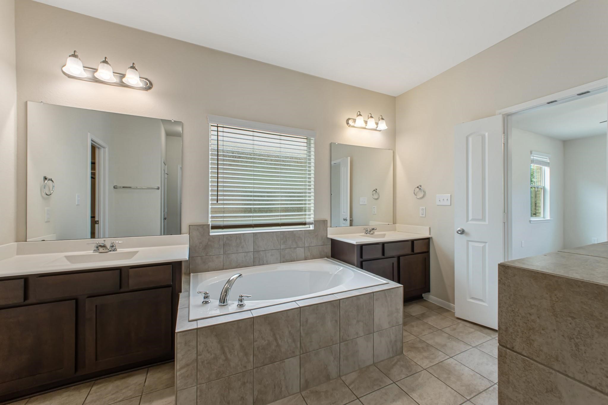 431 American Black Bear Drive Property Photo 18