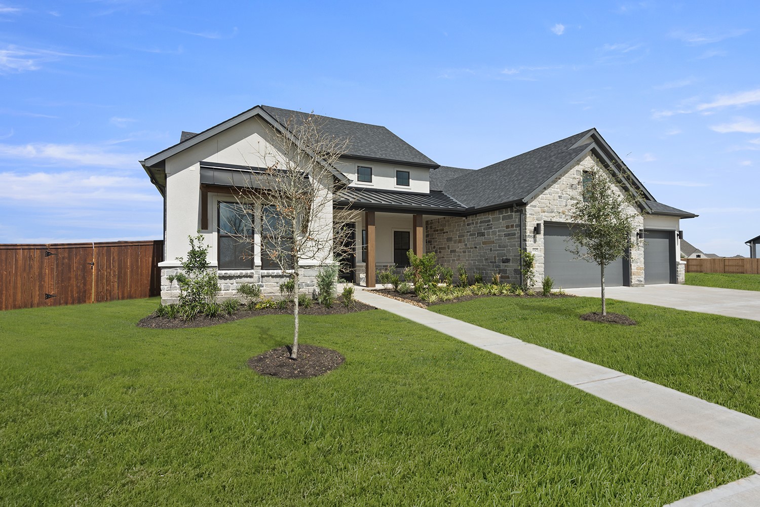 9342 Churchill Gardens Court Property Photo 2