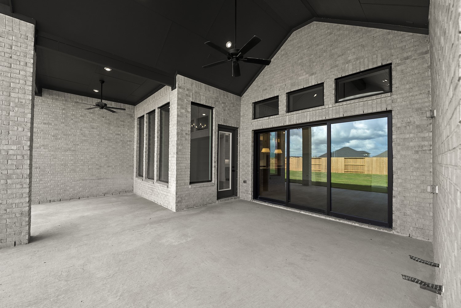 9342 Churchill Gardens Court Property Photo 29