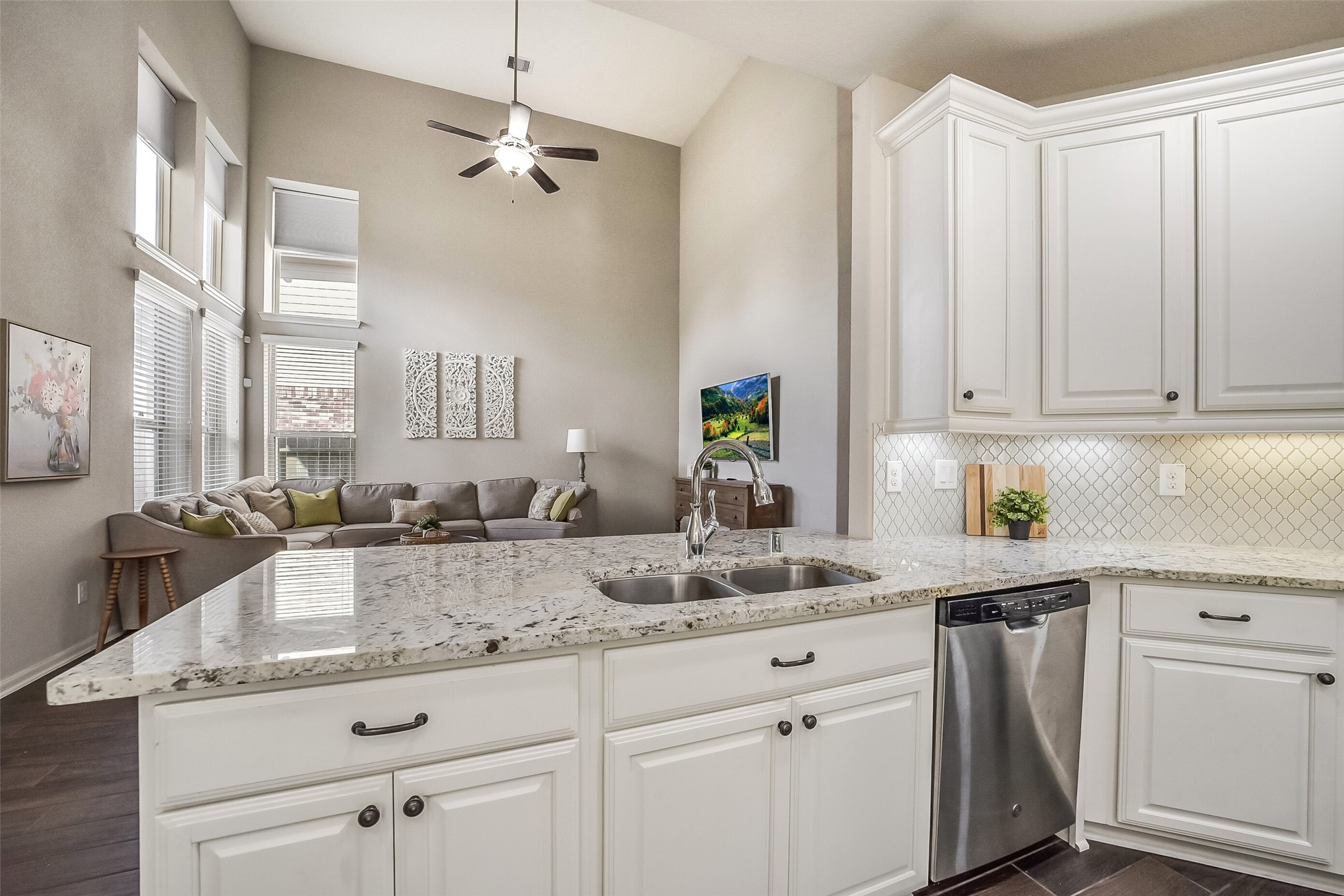 29111 Parker Trace Drive Property Photo 12