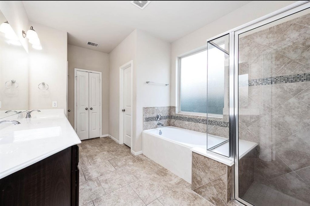 9619 Sumter Court Property Photo 8