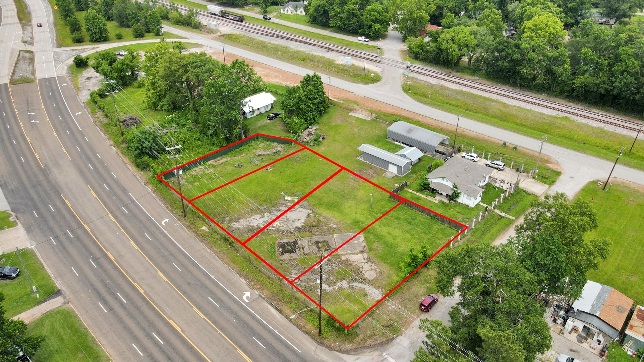 1300 N Washington Avenue Property Photo 4