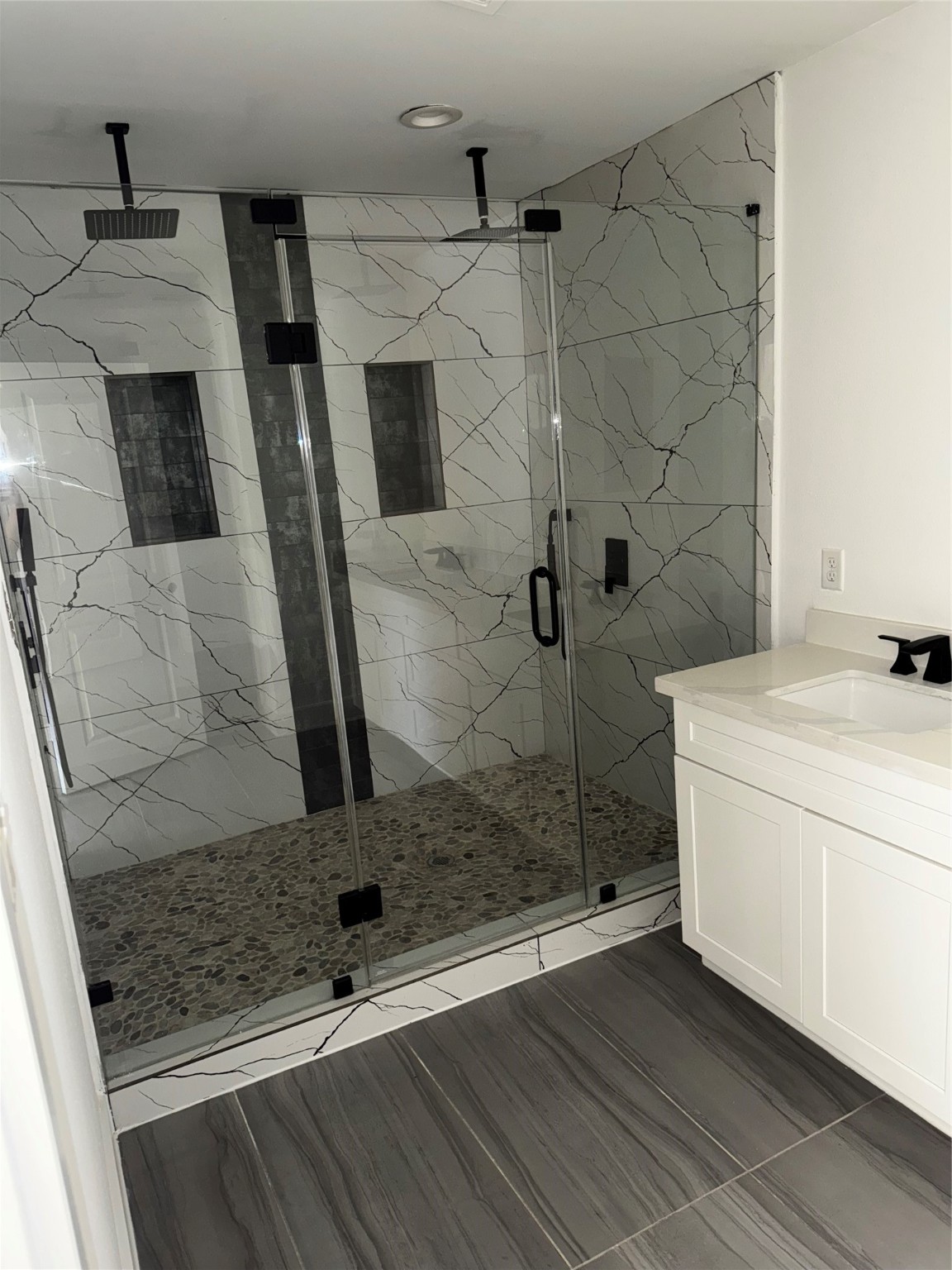 6609 Burkett Street Property Photo