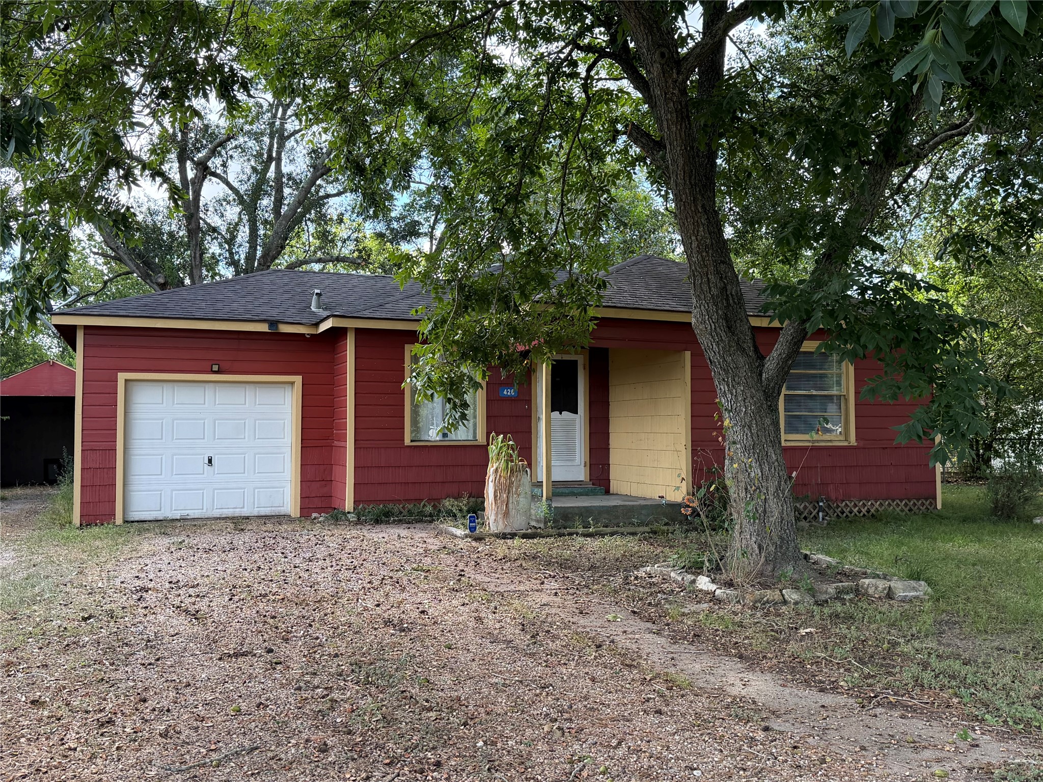 426 E Fm 1093 Road Property Photo 1