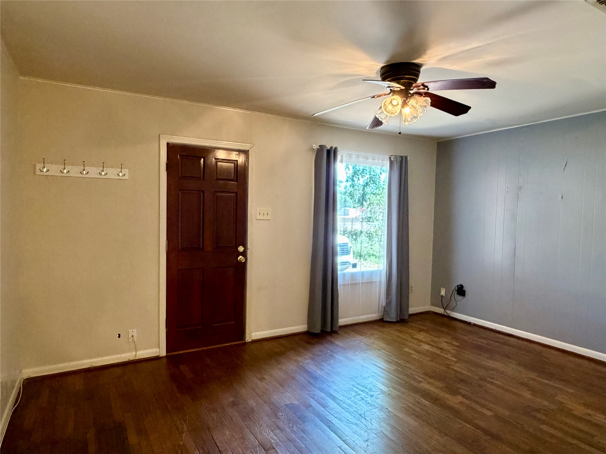 426 E Fm 1093 Road Property Photo 3