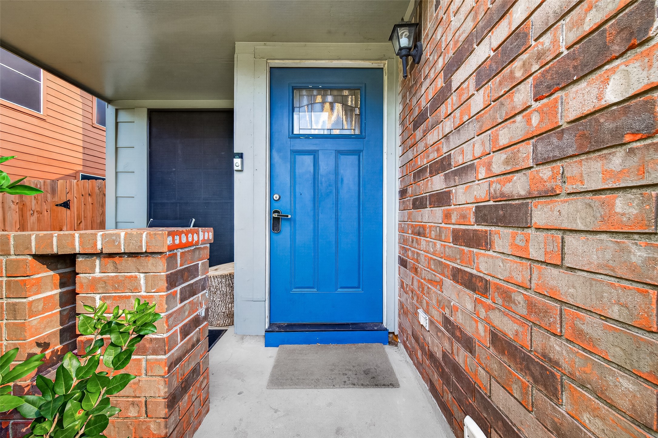 2019 Greenwest Drive Property Photo 3