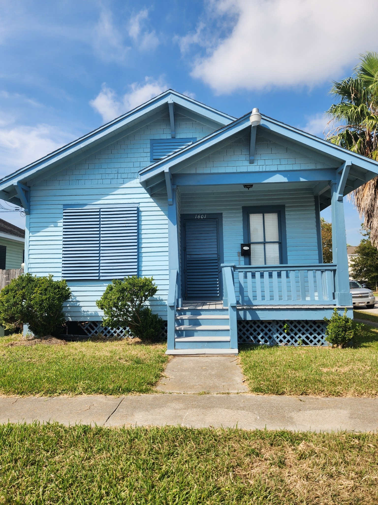 1601 40th Street Property Photo 1