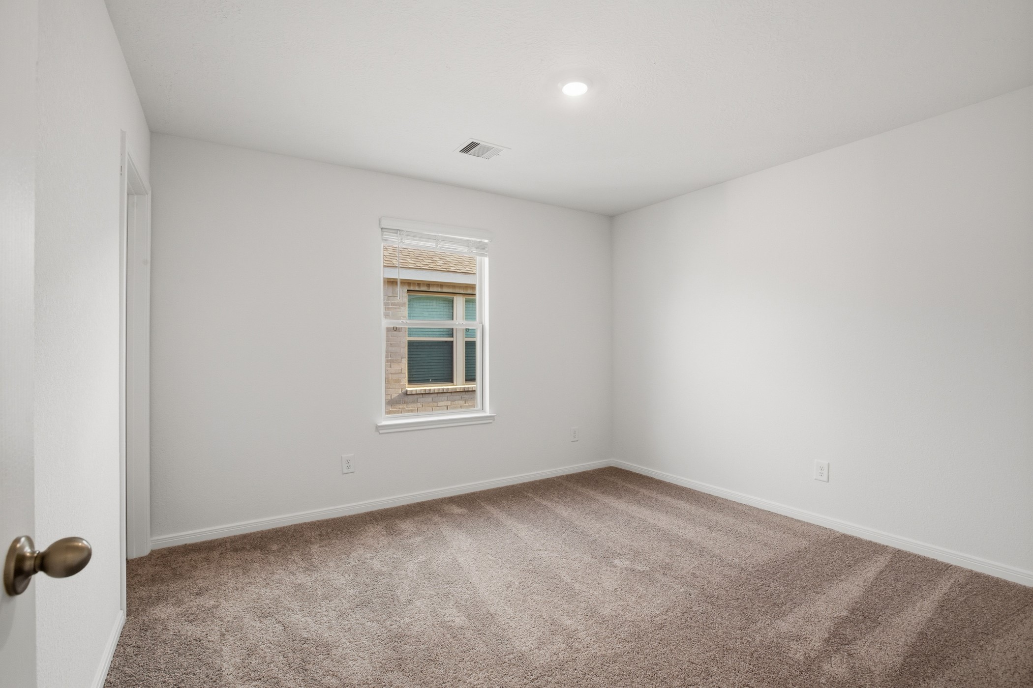 2816 Shimmer Edge Drive Property Photo 25