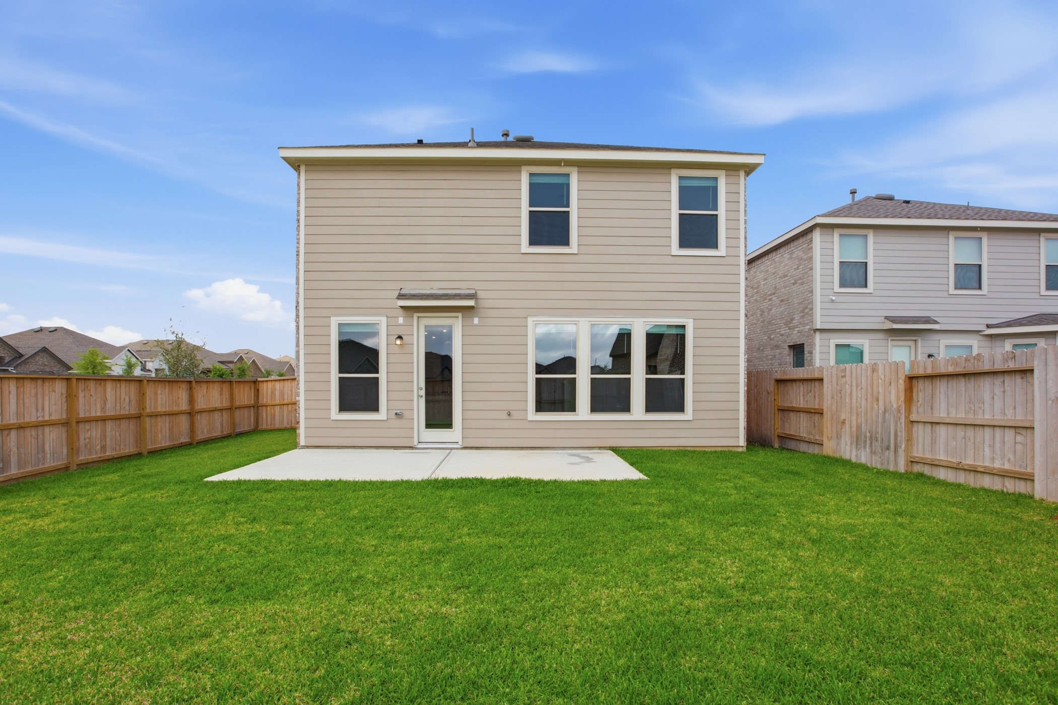2816 Shimmer Edge Drive Property Photo 29