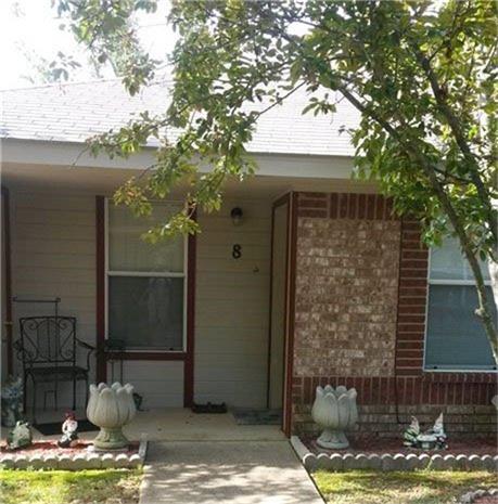 1500 E Marshall Avenue Property Photo 2