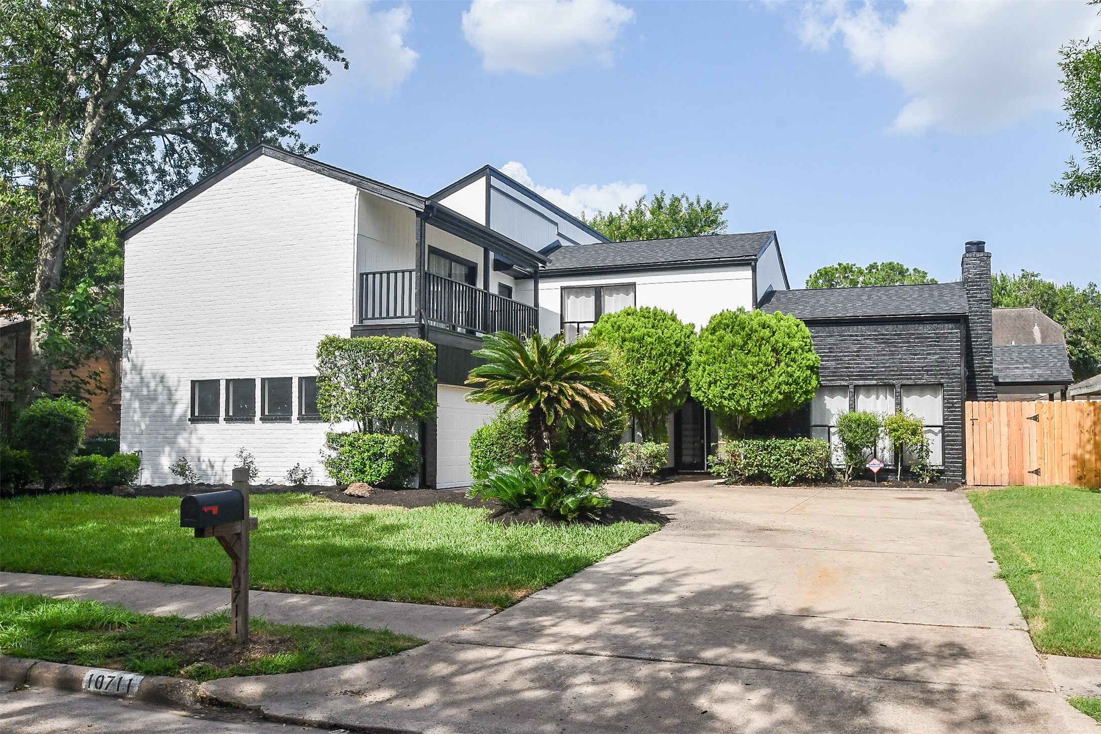 10711 Villa Lea Lane