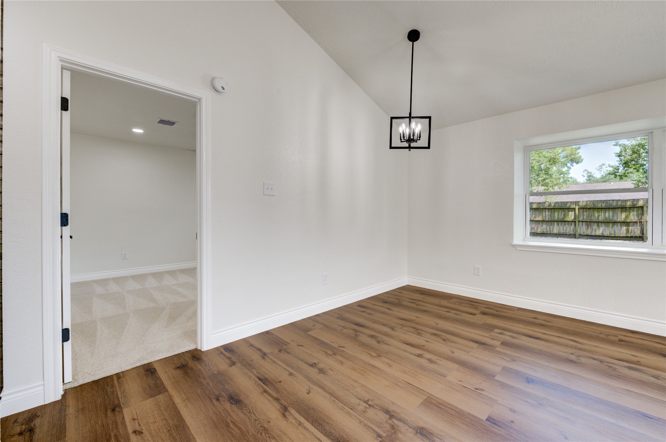 5002 Meadow Place Drive Property Photo 21