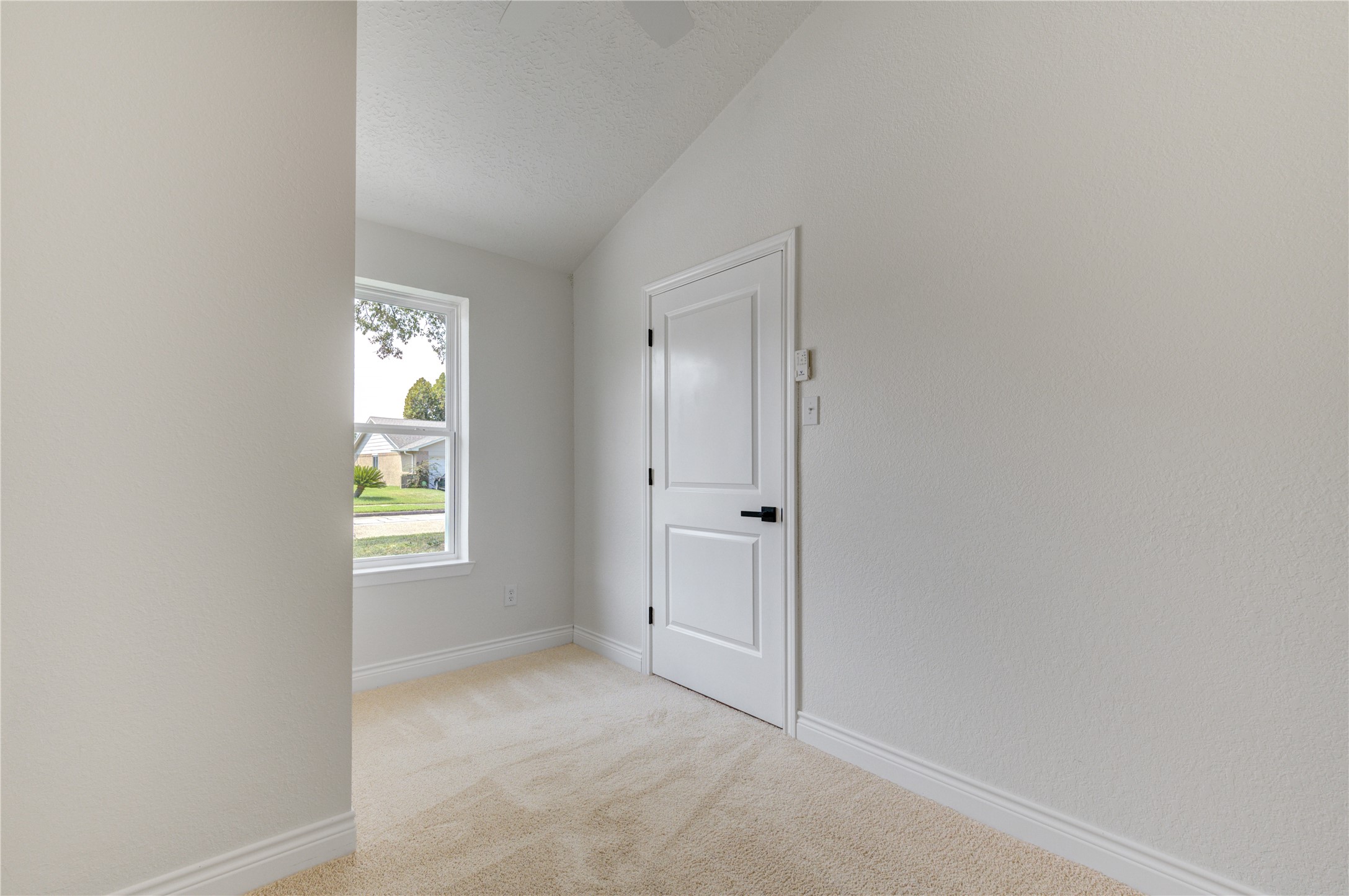 5002 Meadow Place Drive Property Photo 34