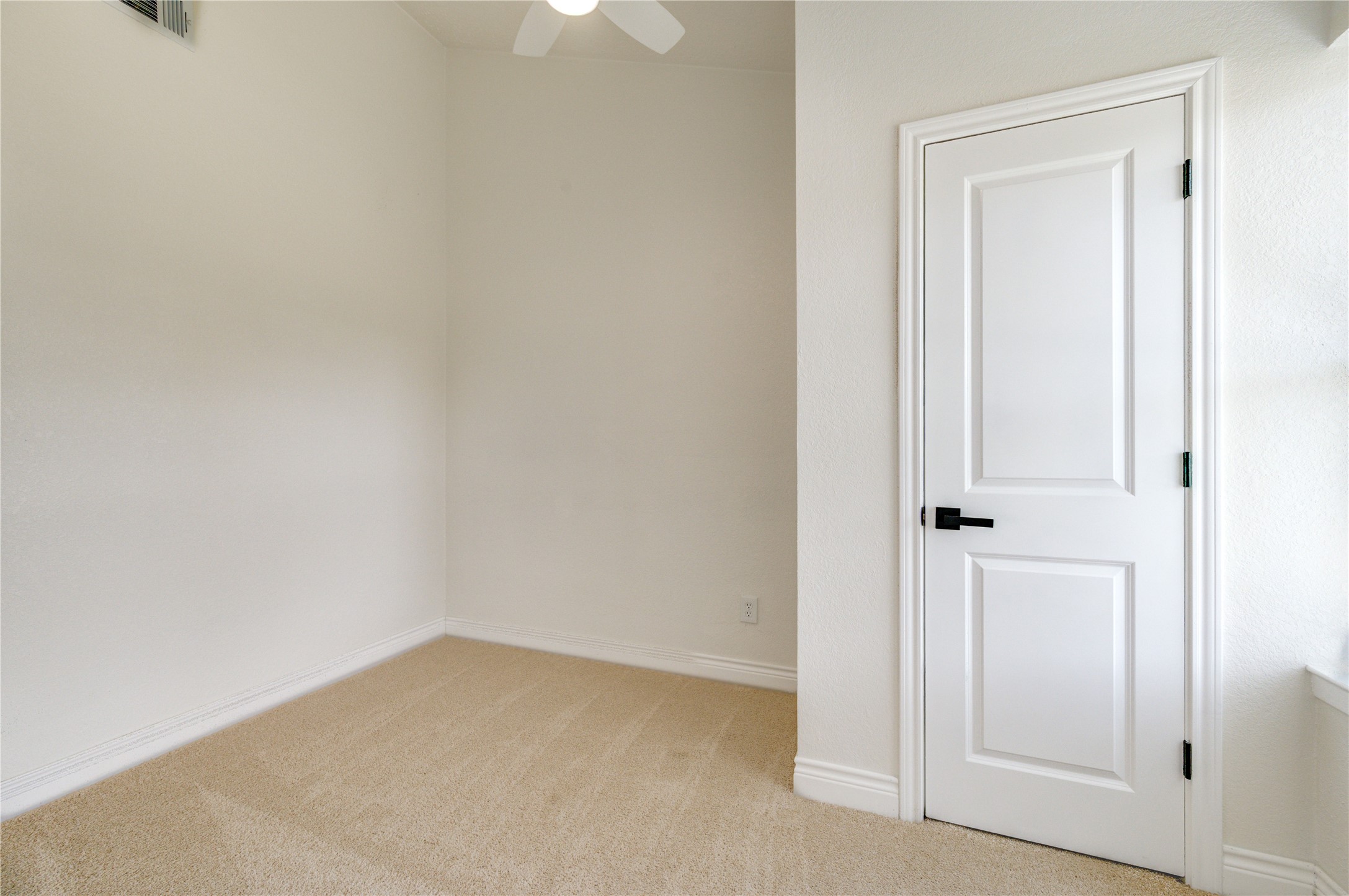 5002 Meadow Place Drive Property Photo 35