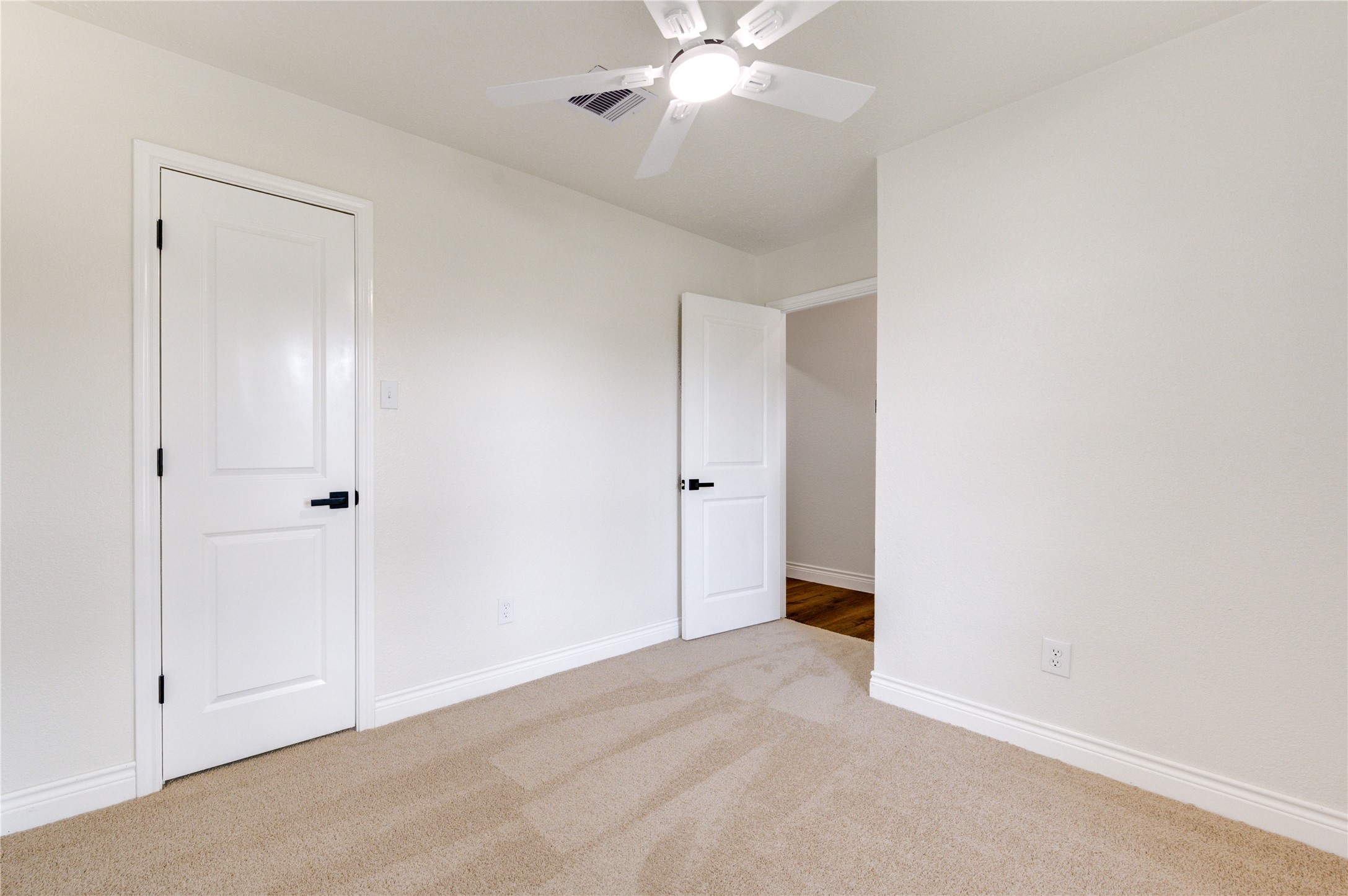 5002 Meadow Place Drive Property Photo 37