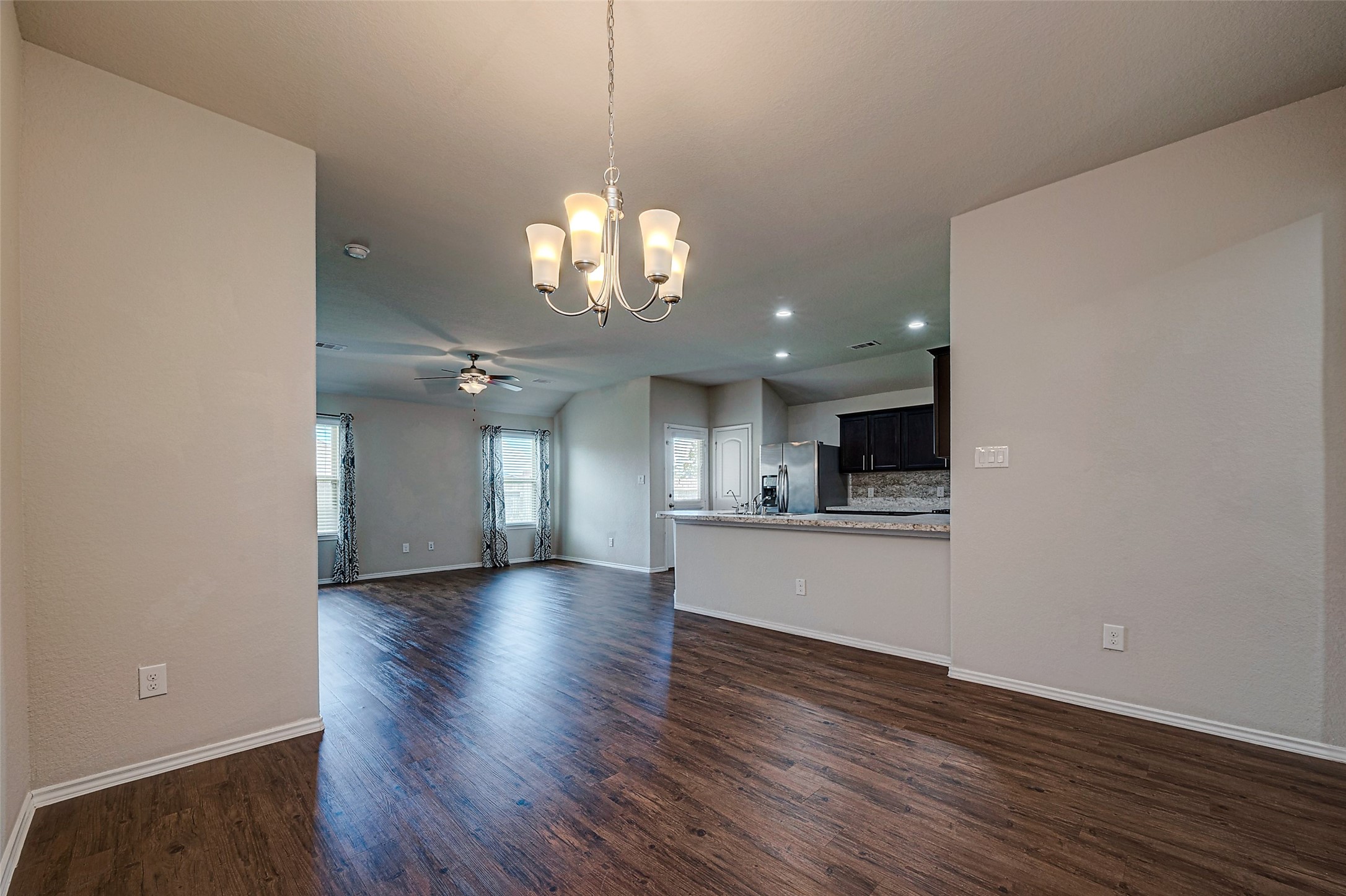 14004 Lake Crescent Drive Property Photo 12