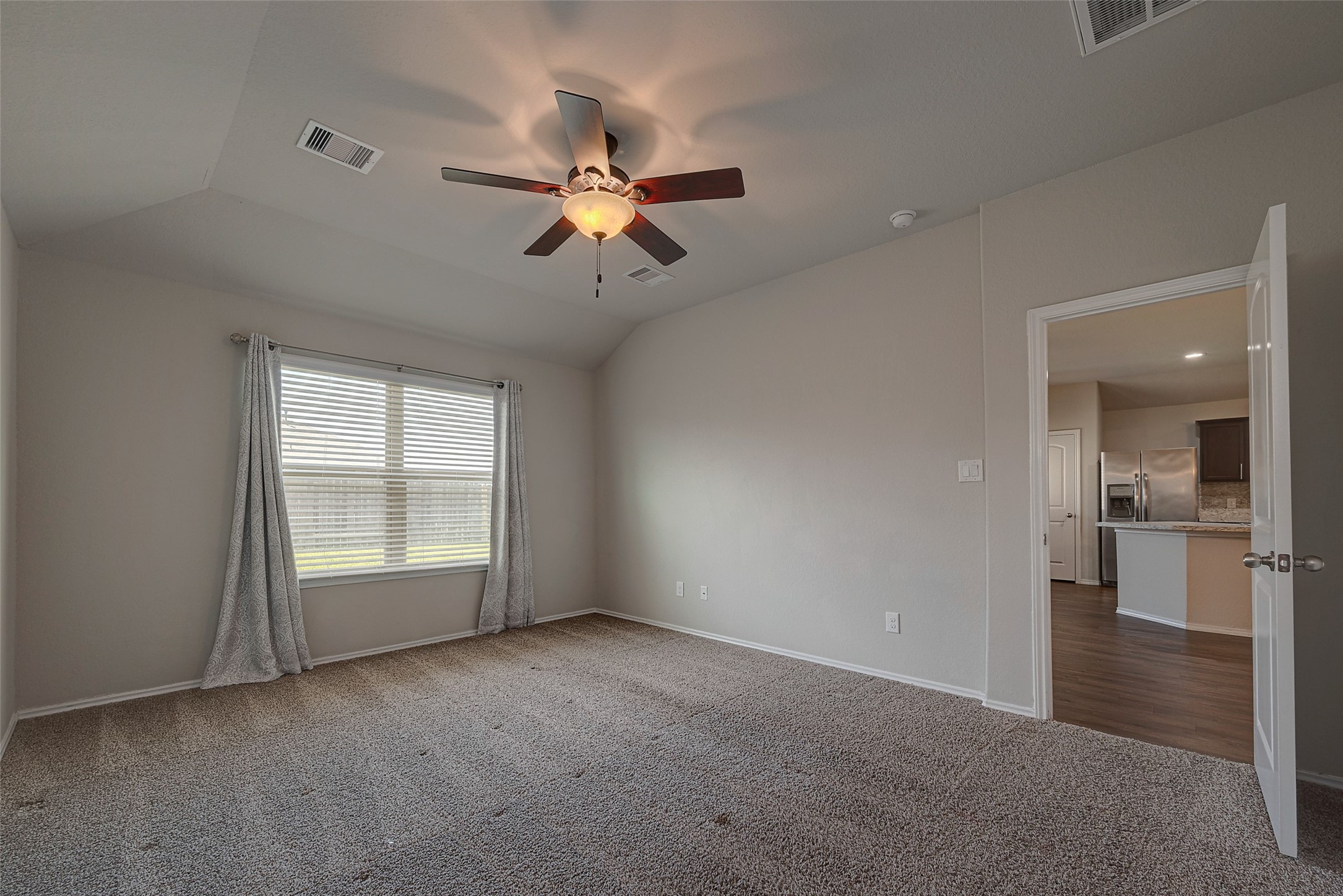 14004 Lake Crescent Drive Property Photo 23