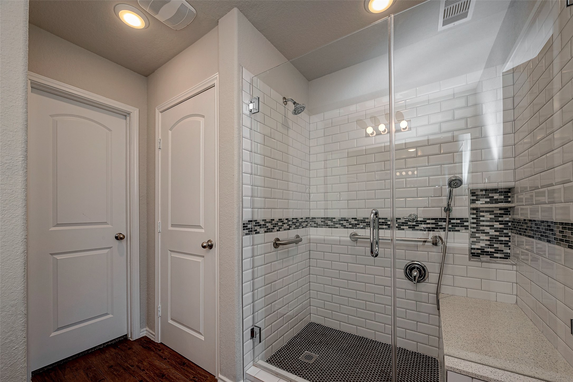 14004 Lake Crescent Drive Property Photo 26