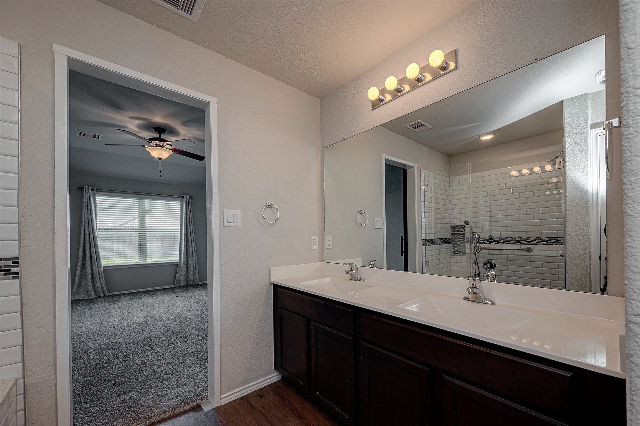 14004 Lake Crescent Drive Property Photo 28