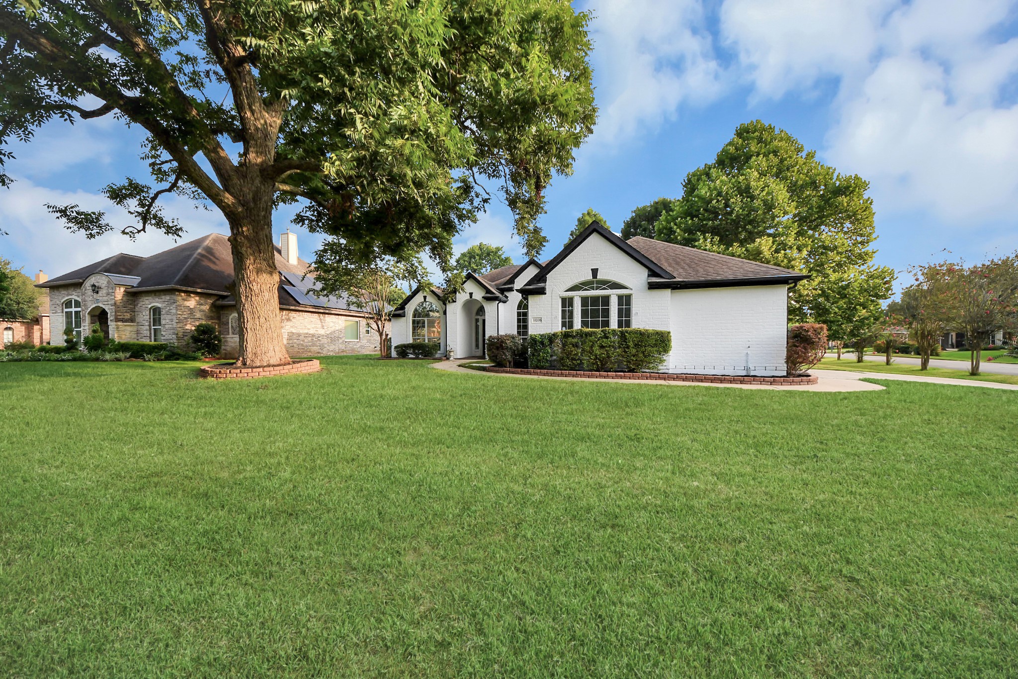 33206 Whitley Court Property Photo 5