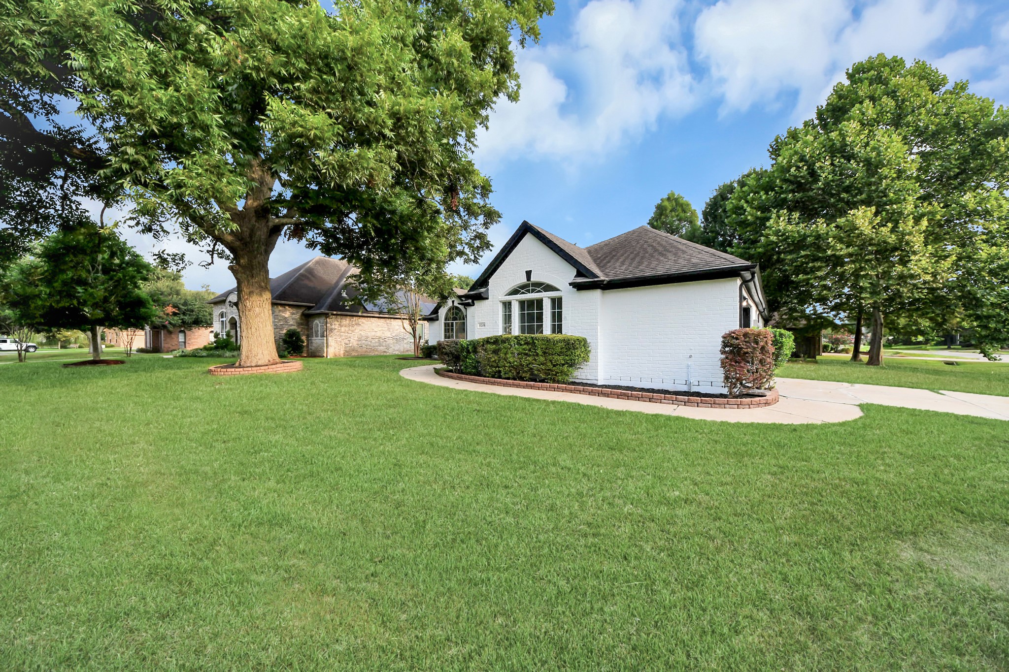 33206 Whitley Court Property Photo 12