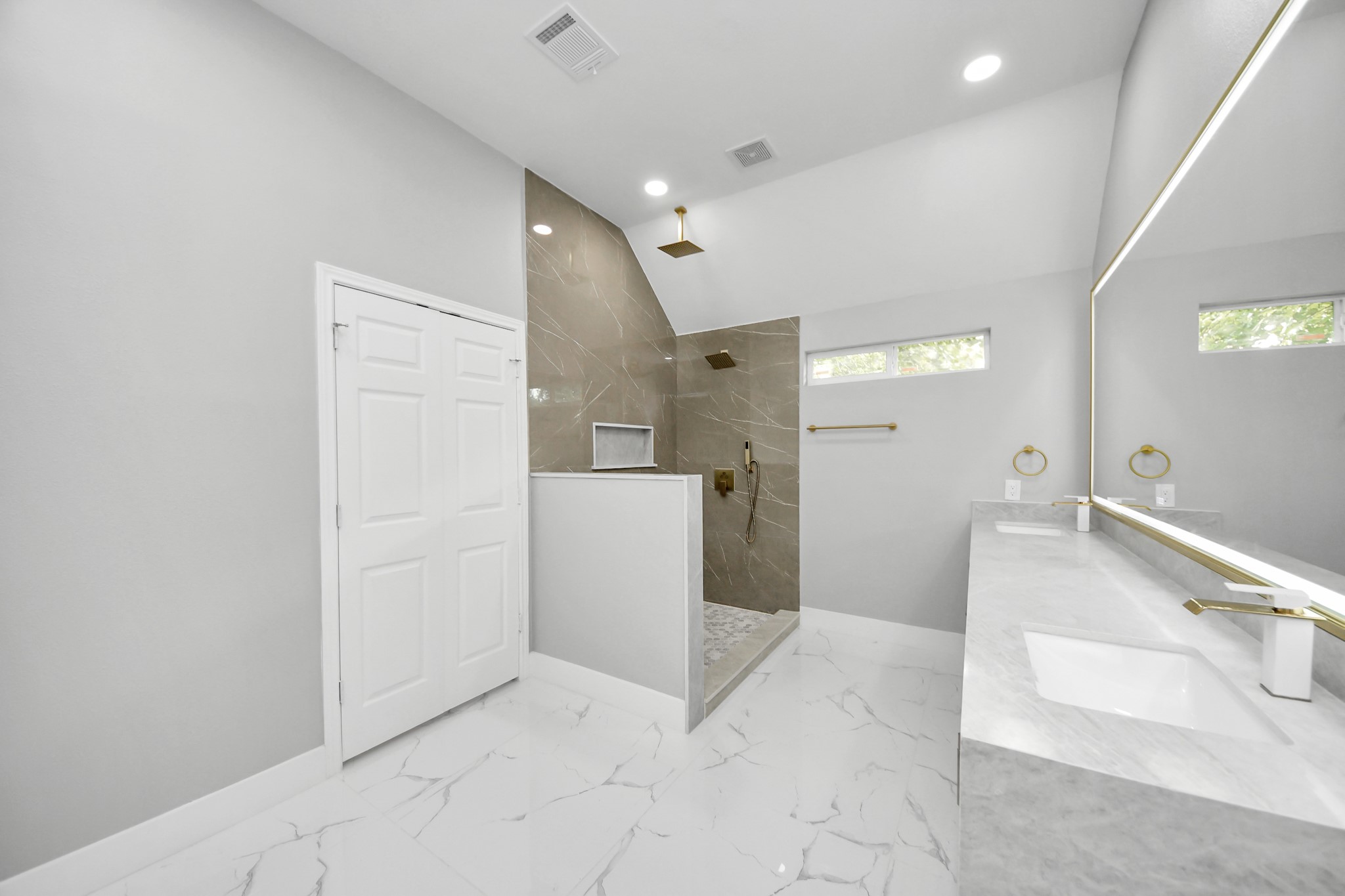 33206 Whitley Court Property Photo 40