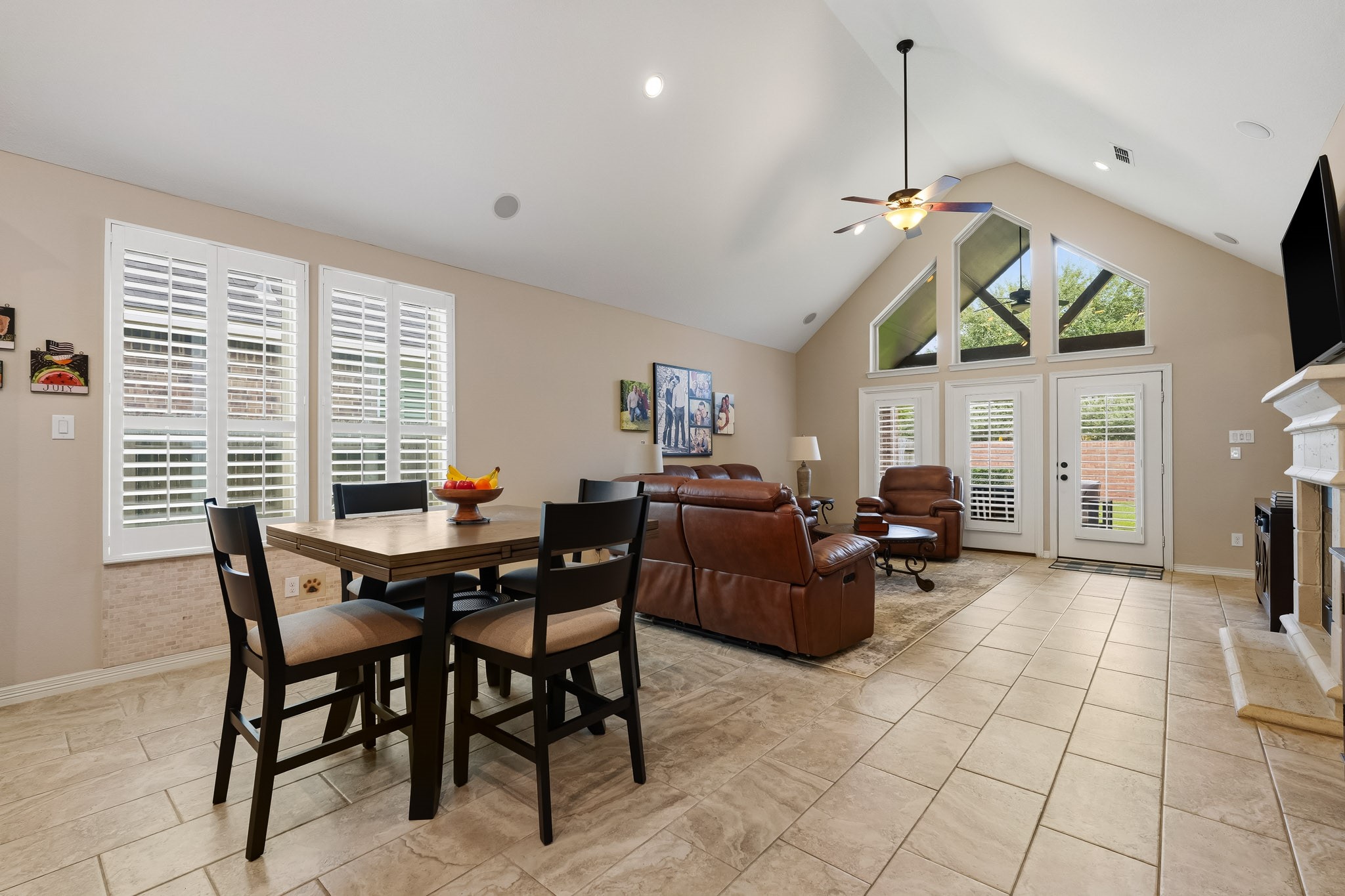 10034 Foggy River Property Photo 15