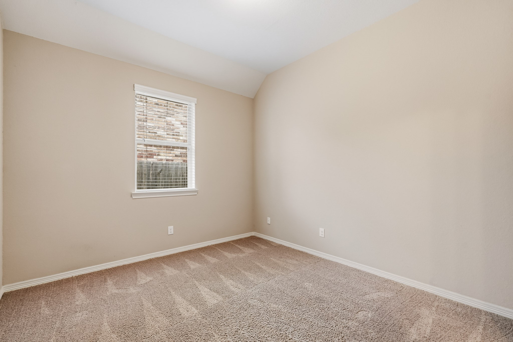 10034 Foggy River Property Photo 28