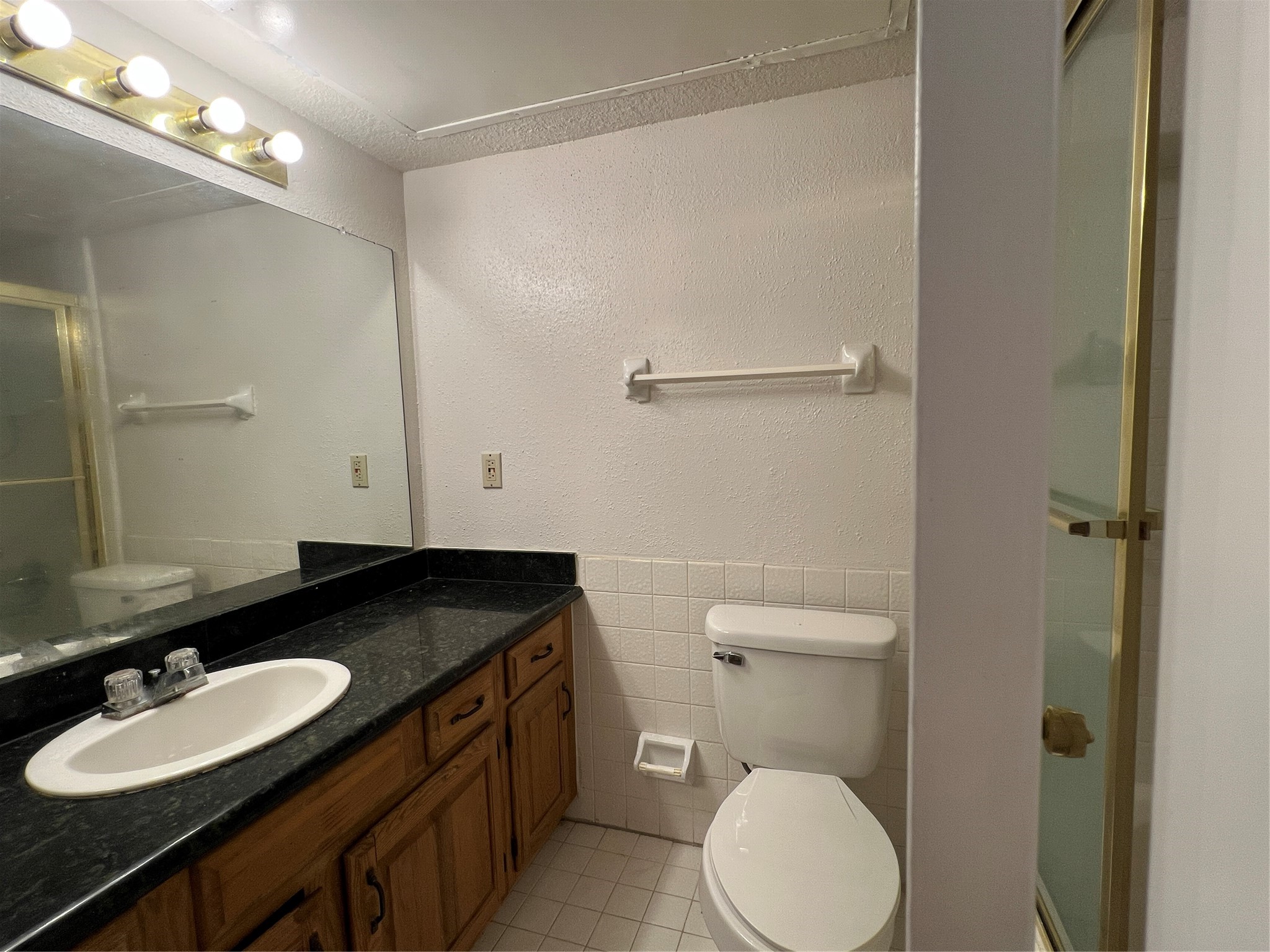 2826 S Bartell Drive 21 Property Photo 8