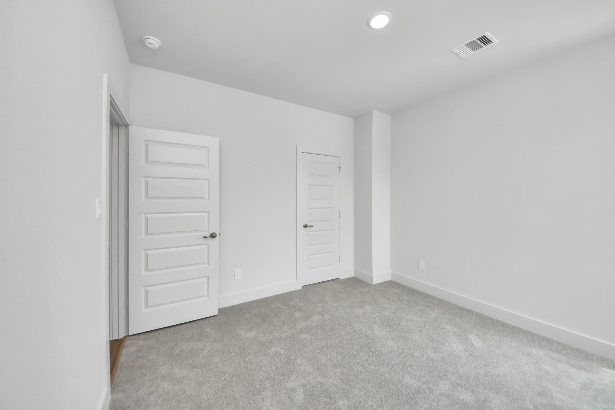 3003a Ventas Drive Property Photo 24