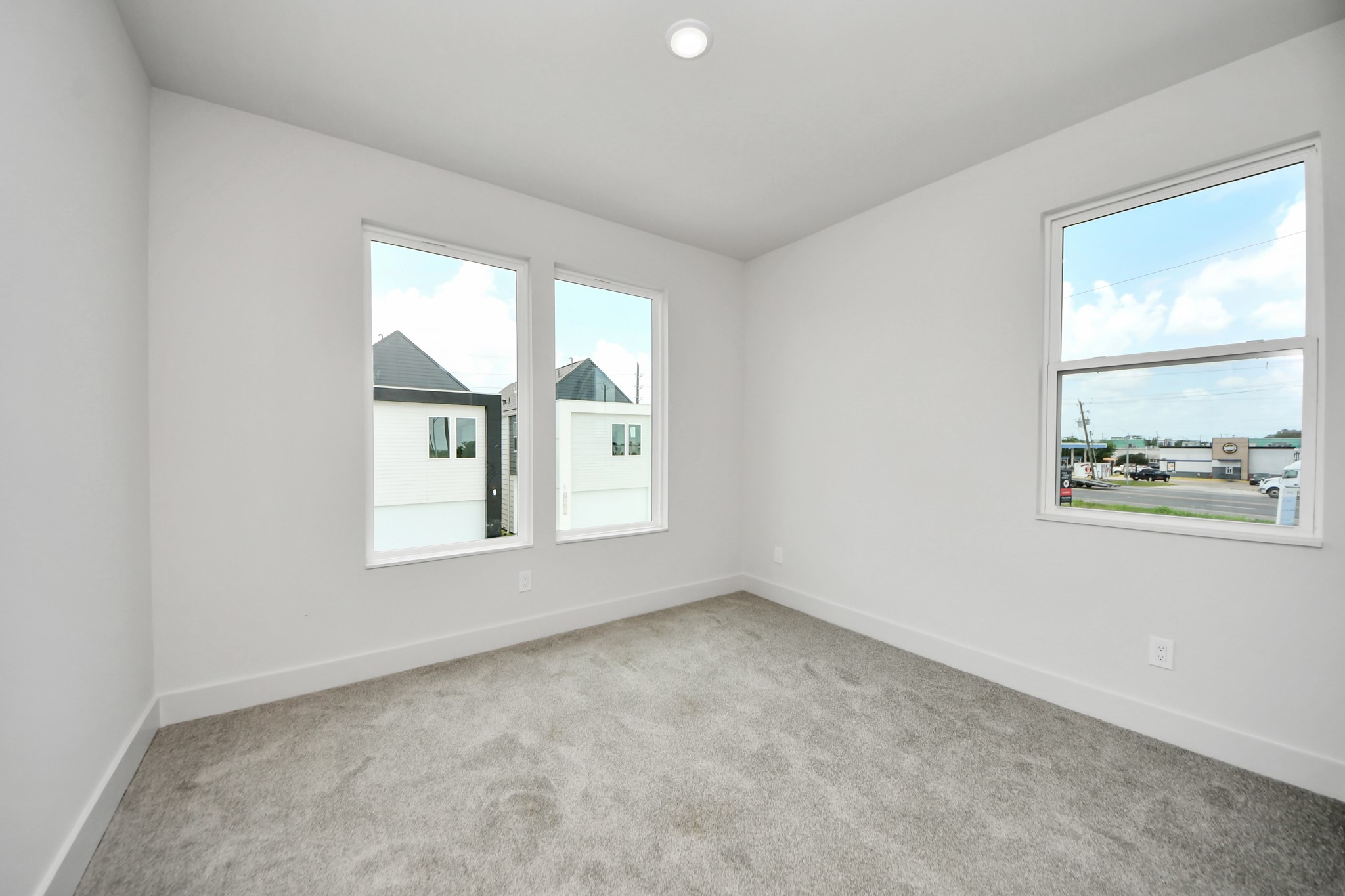 3003a Ventas Drive Property Photo 27