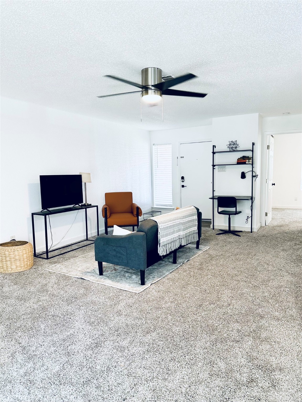 418 Garland Drive 224 Property Photo 2