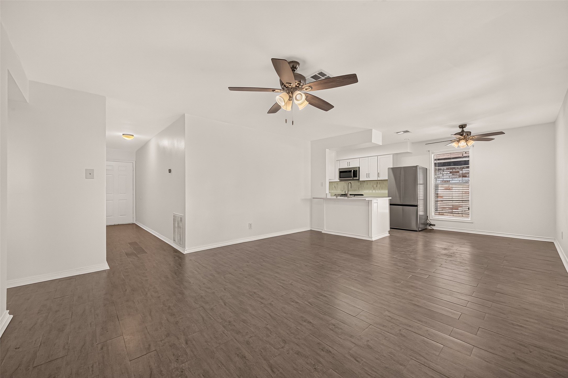 11819 S Evelyn Circle Property Photo 9