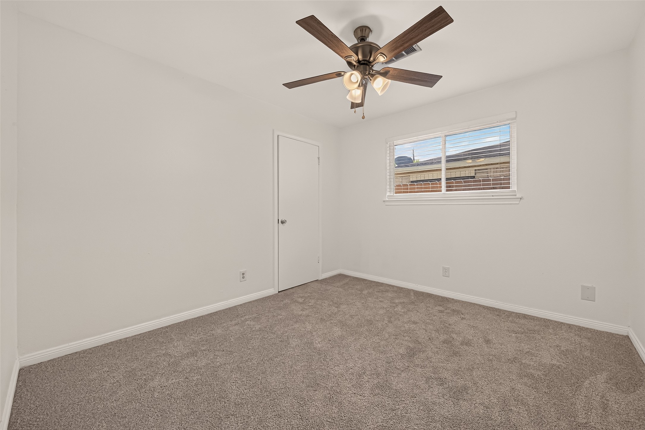 11819 S Evelyn Circle Property Photo 20