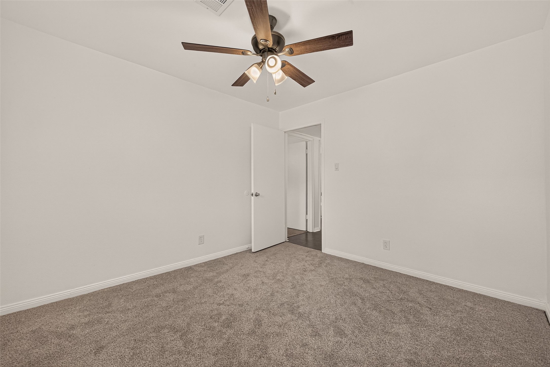 11819 S Evelyn Circle Property Photo 21