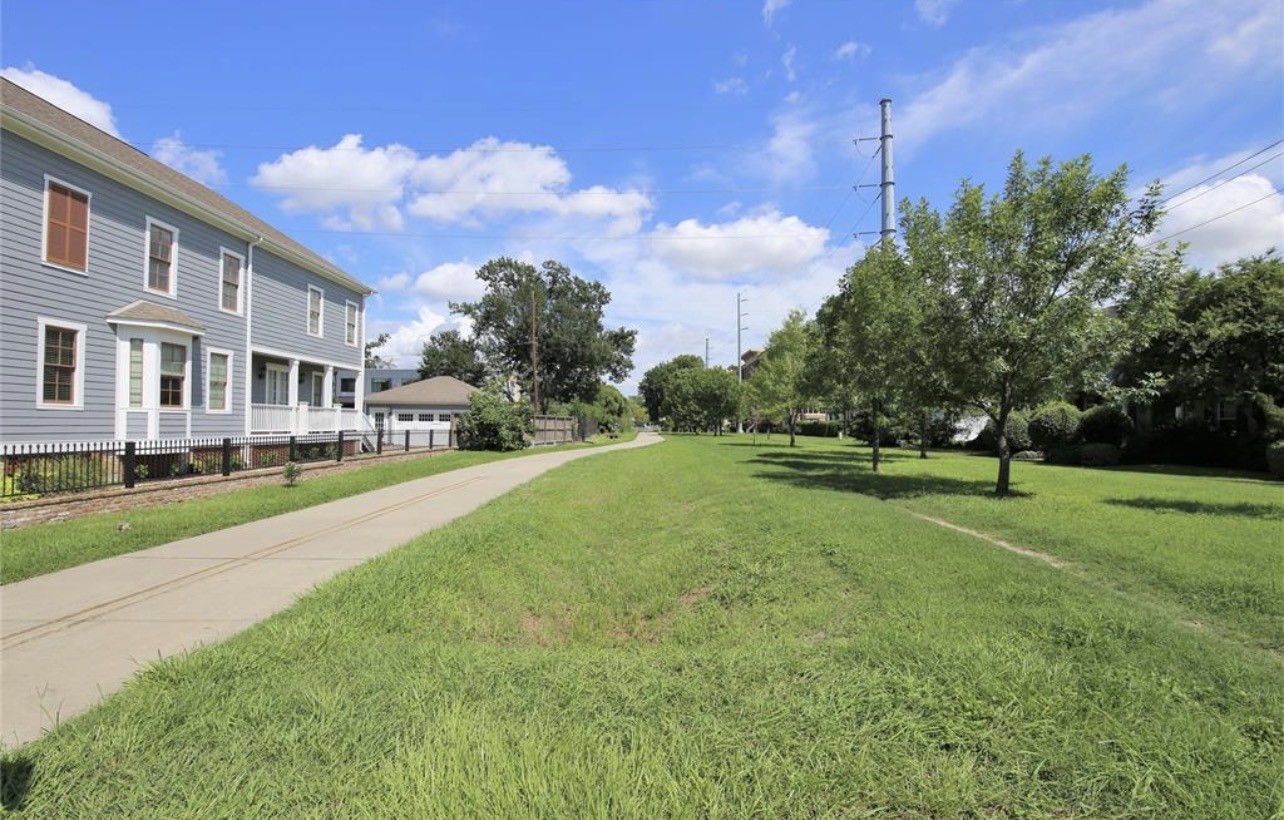 637 Rutland Street 6 Property Photo 19