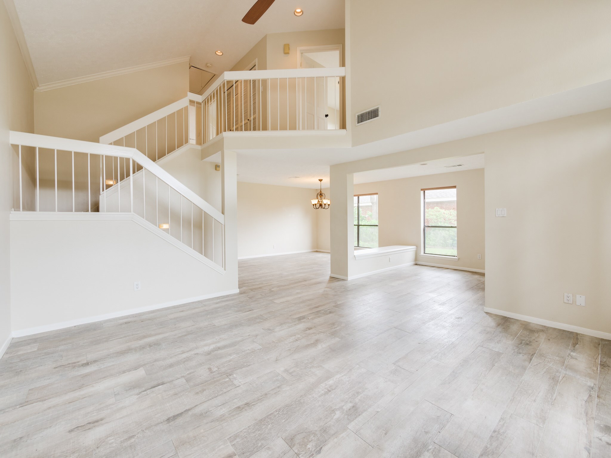 14214 Withersdale Drive Property Photo 3