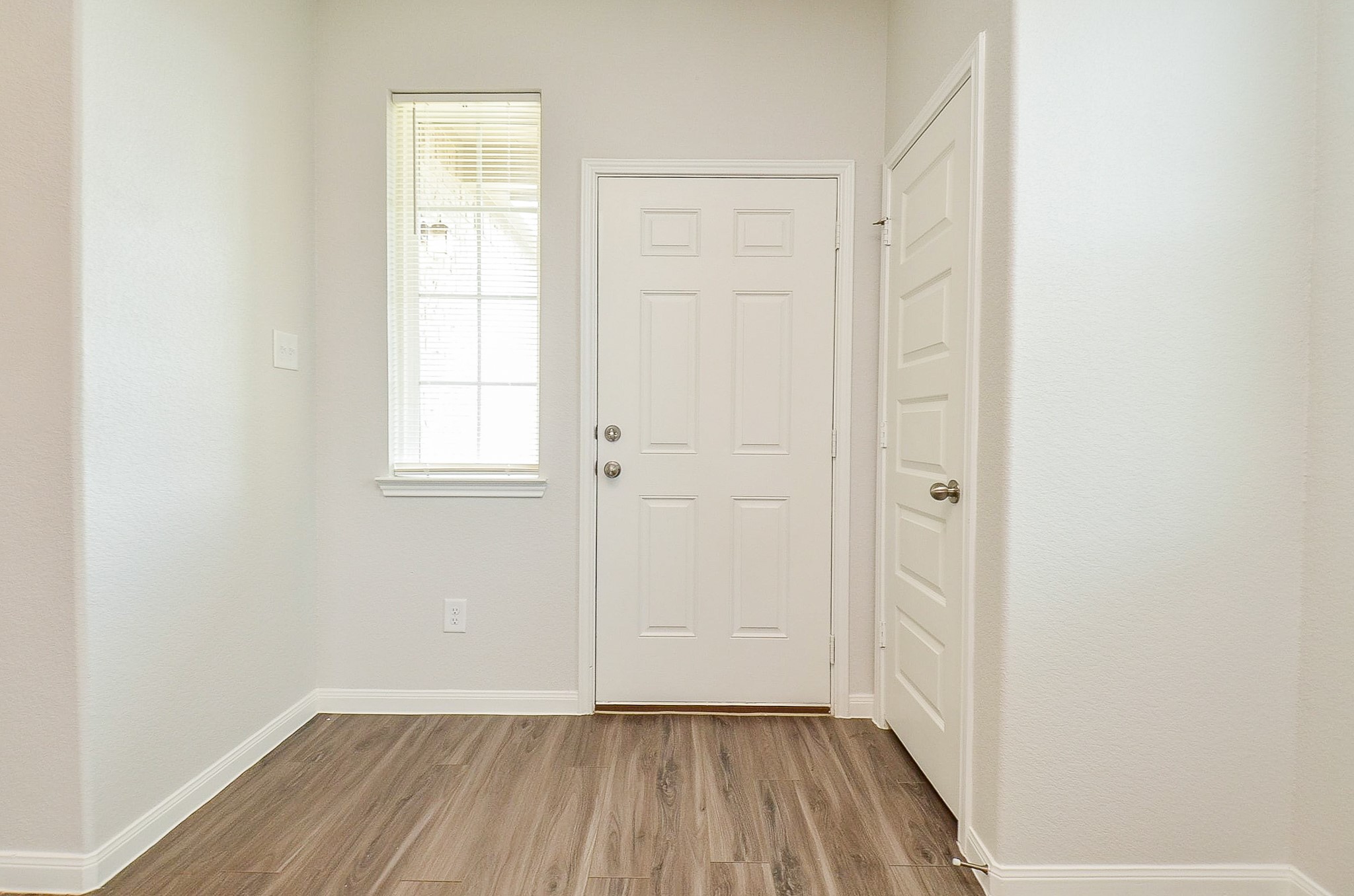3911 Giorgio Pastel Place Property Photo 4