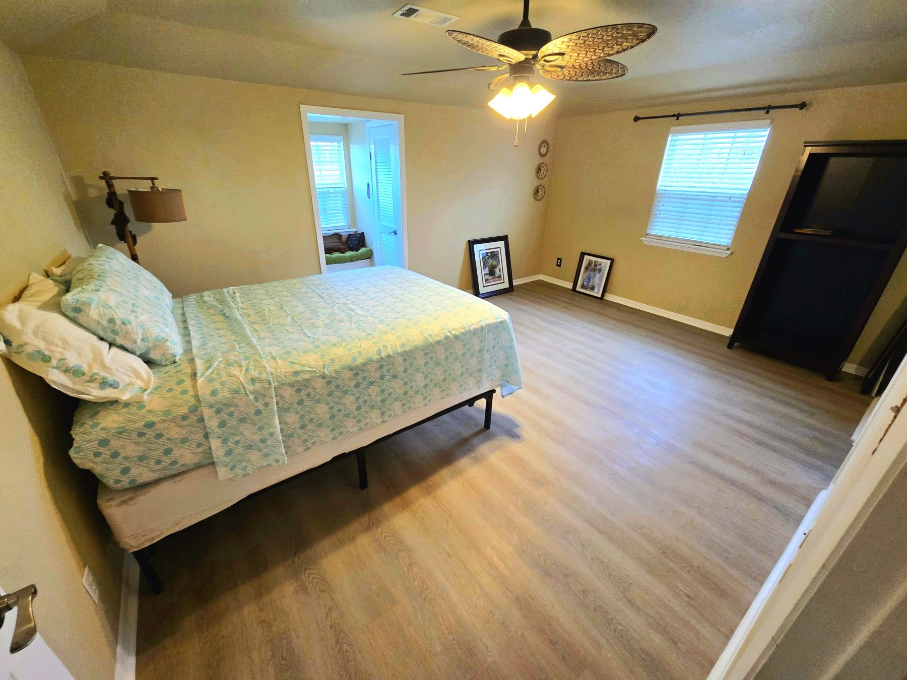 1 N Pelican Street Property Photo 20