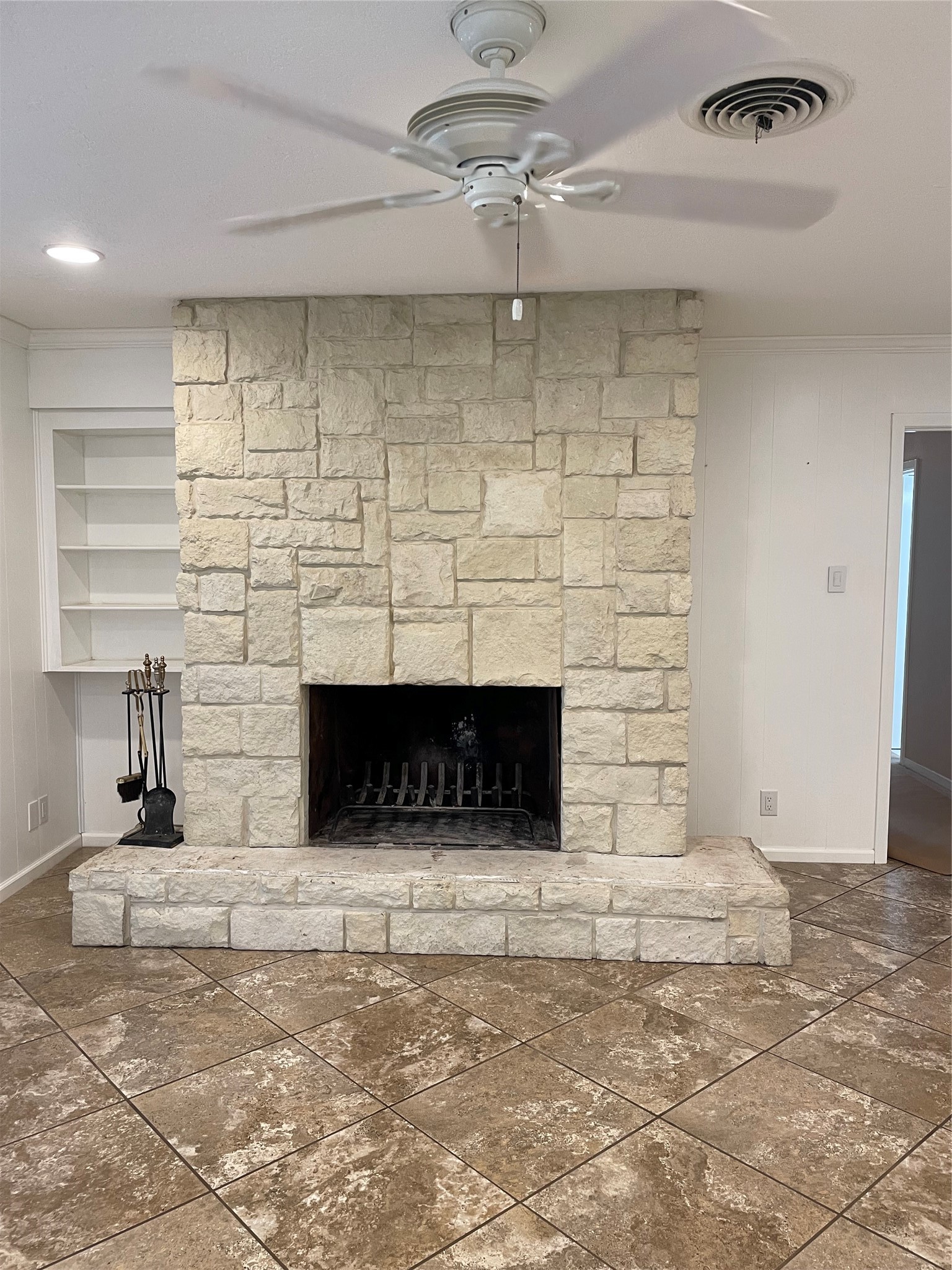 1204 Apache Drive Property Photo 10