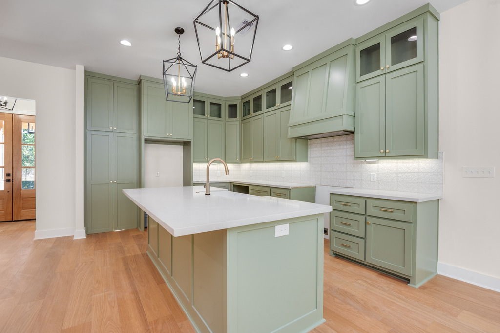 120 Boxwood Lane N Property Photo
