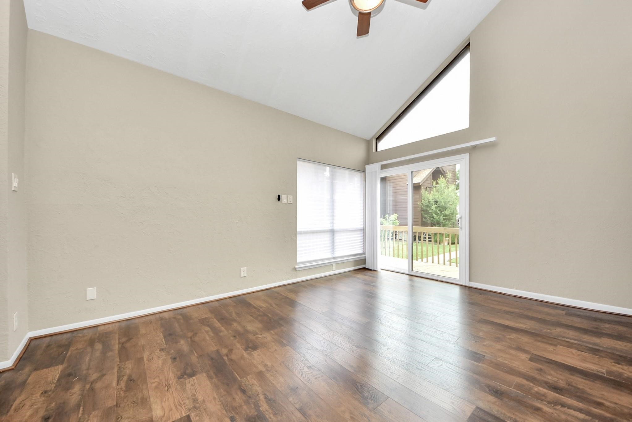 651 Davis Road Property Photo 15