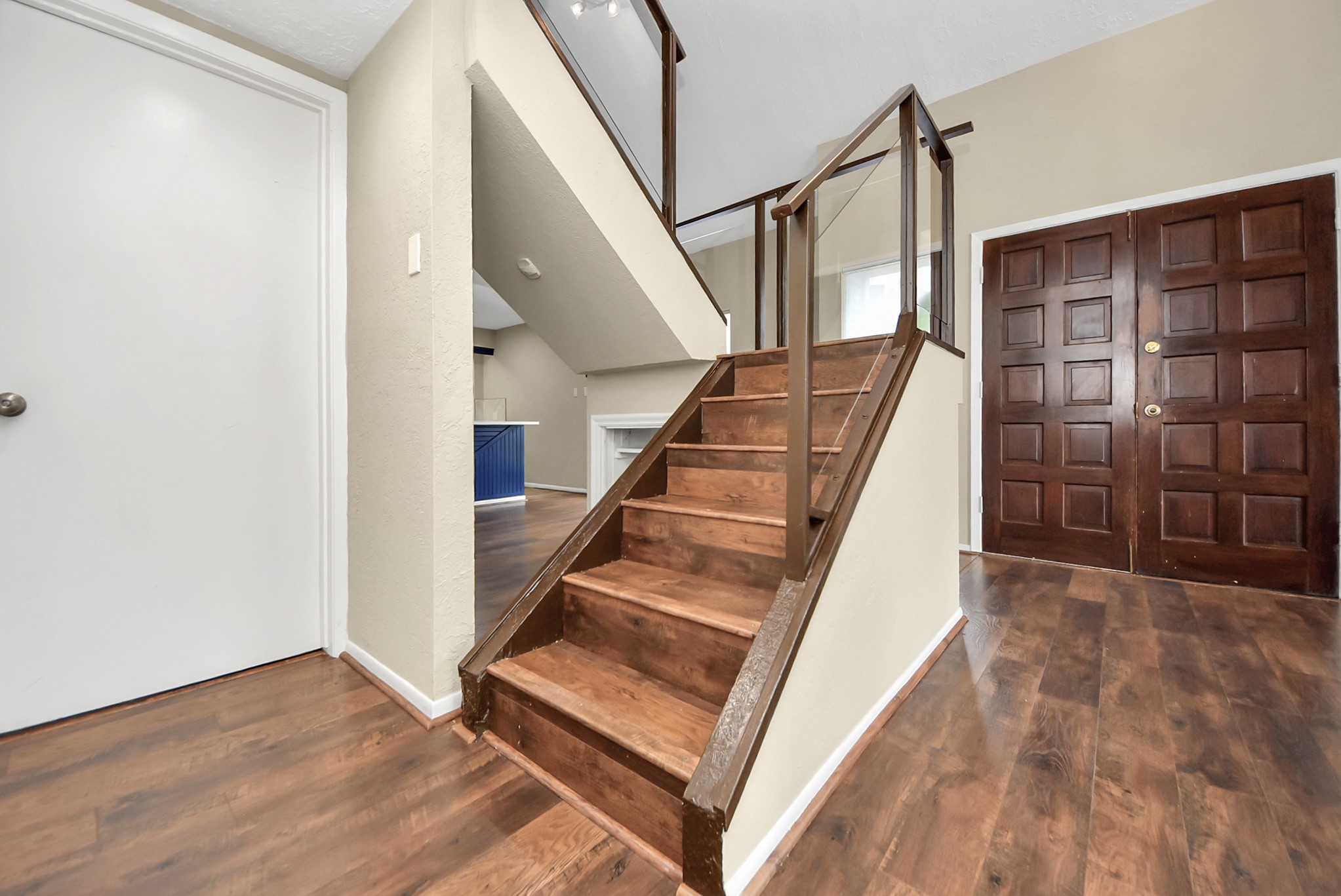 651 Davis Road Property Photo 16