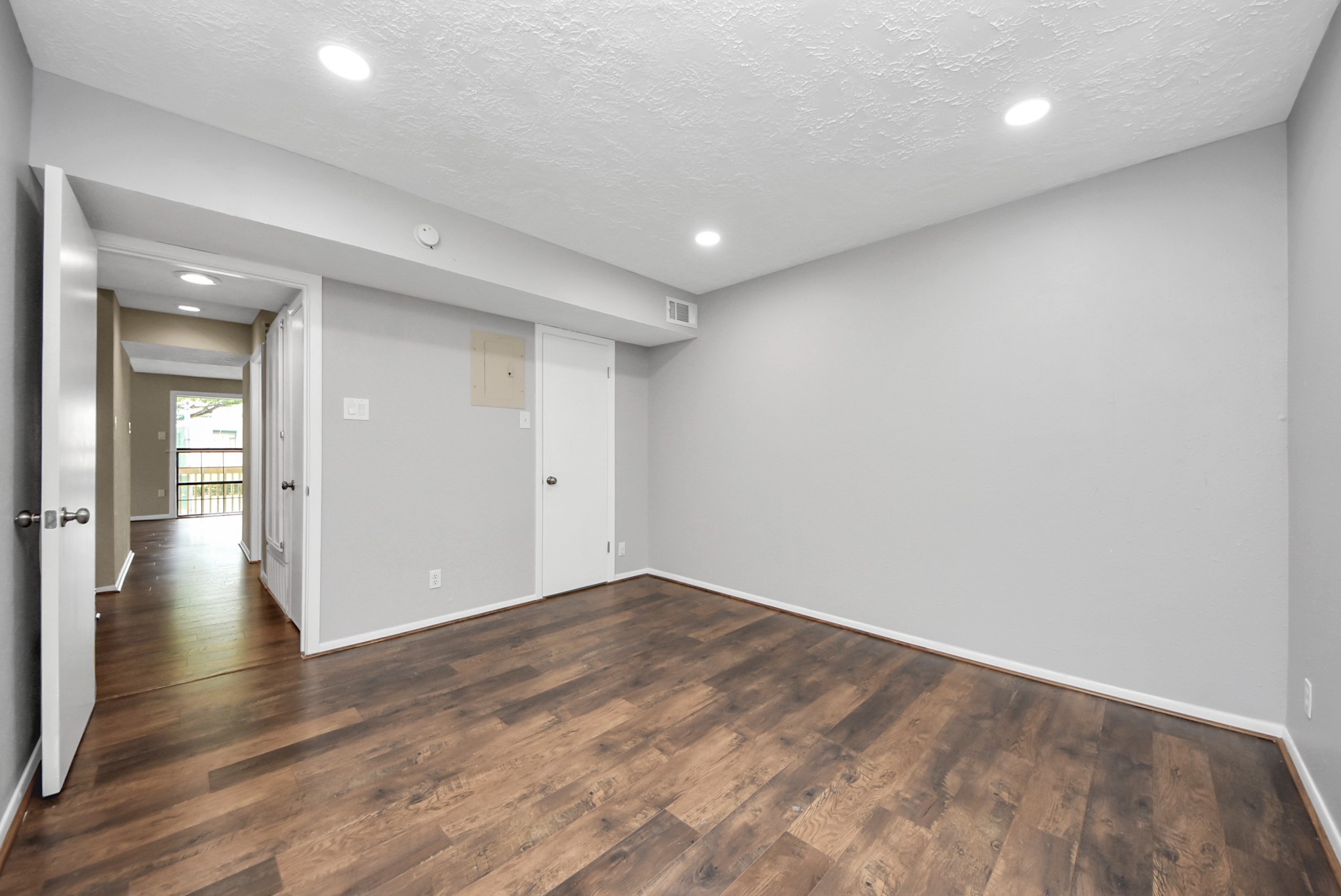 651 Davis Road Property Photo 30