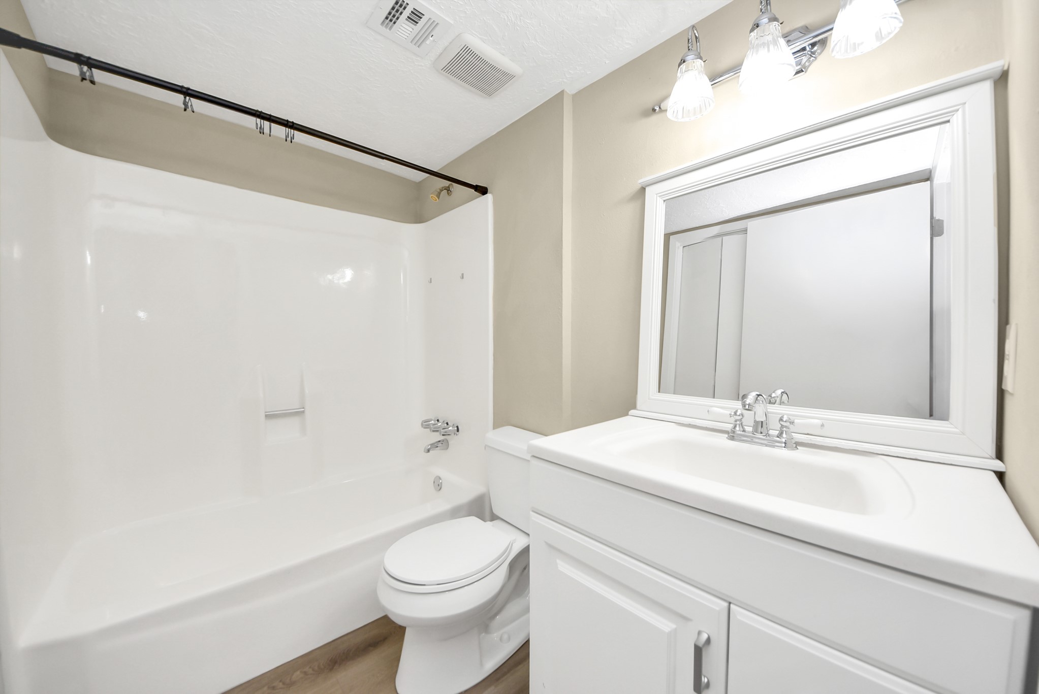 651 Davis Road Property Photo 32