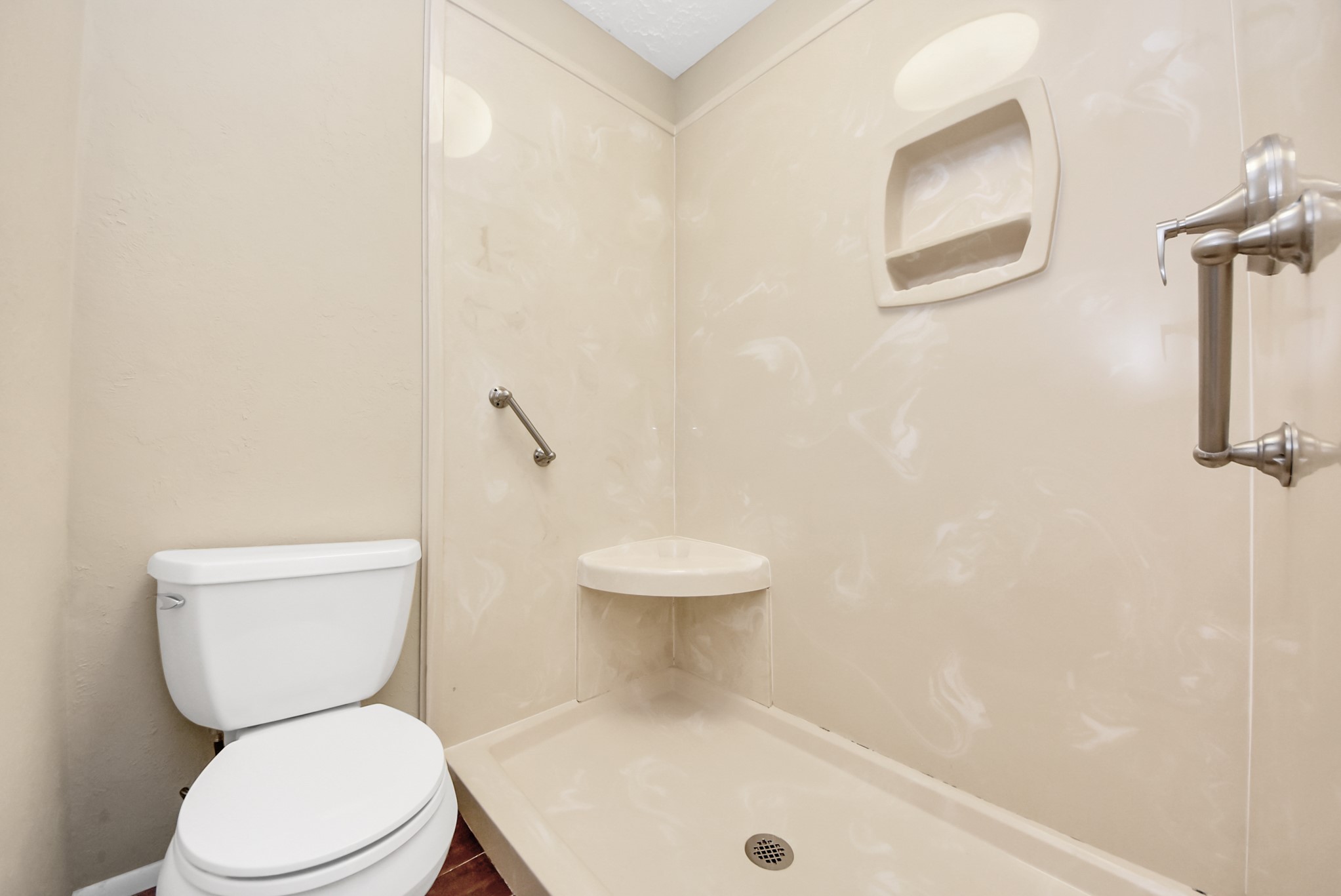 651 Davis Road Property Photo 44