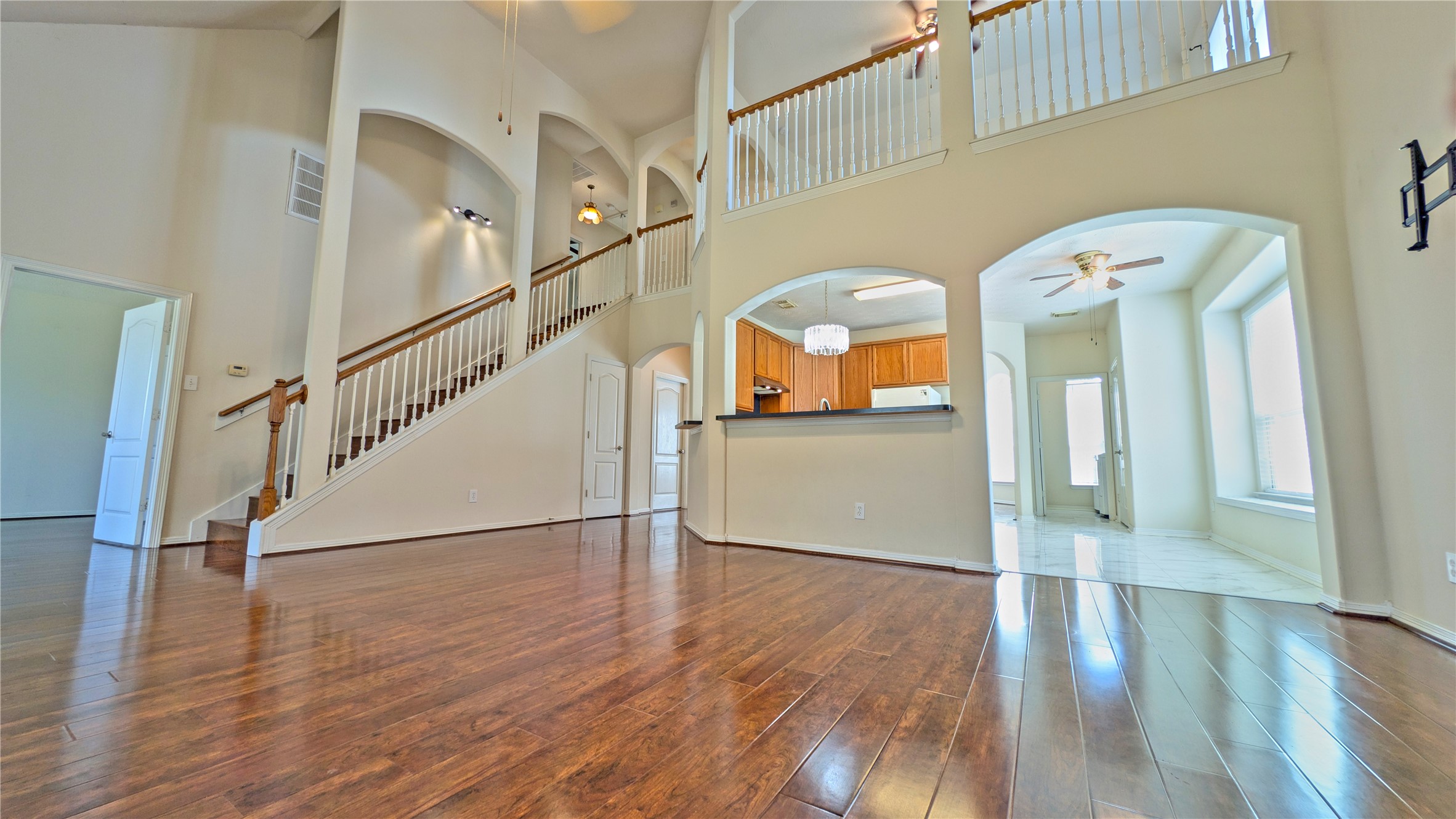 9502 Curry Landing Drive Property Photo 8
