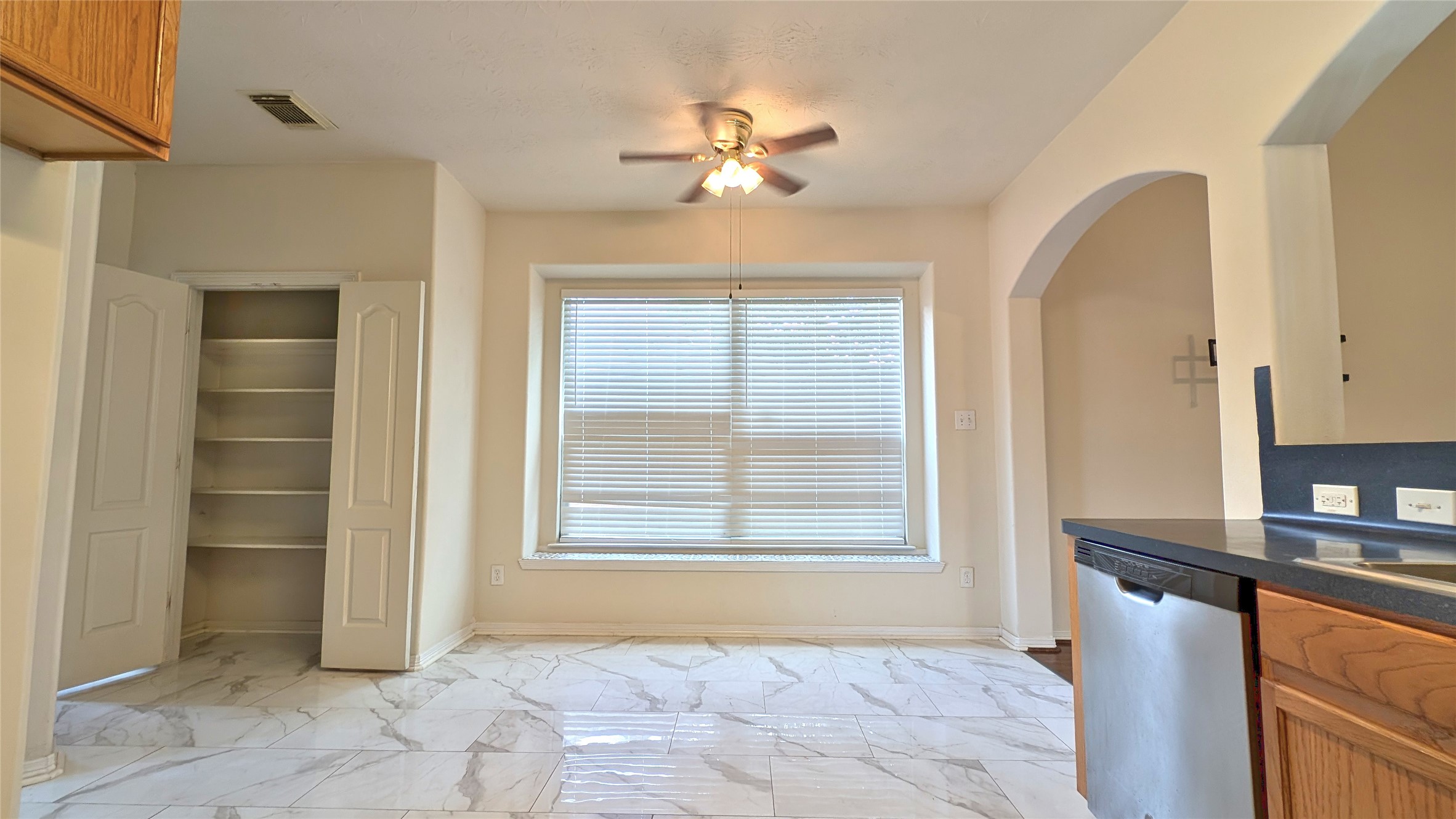 9502 Curry Landing Drive Property Photo 12