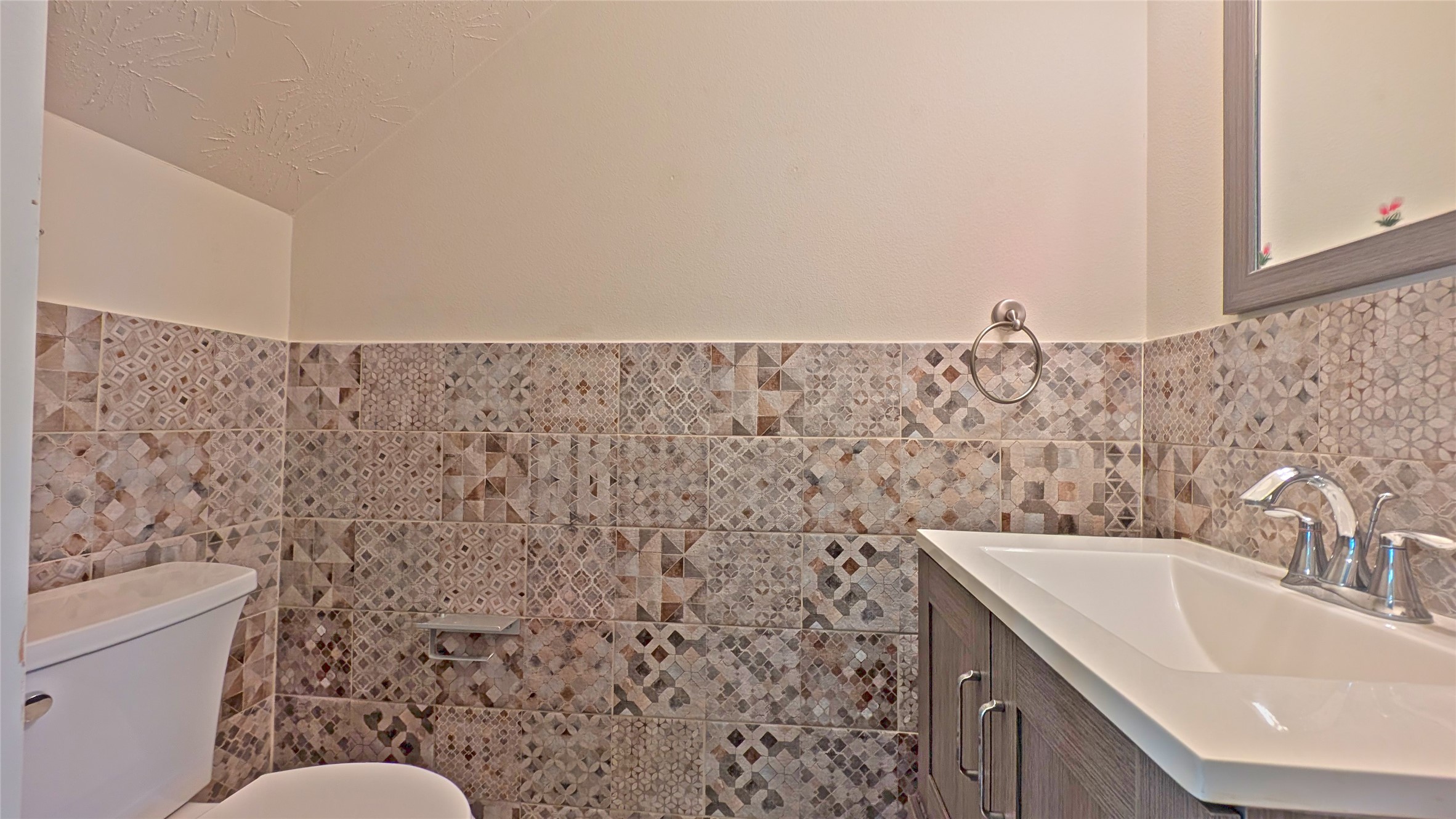 9502 Curry Landing Drive Property Photo 14