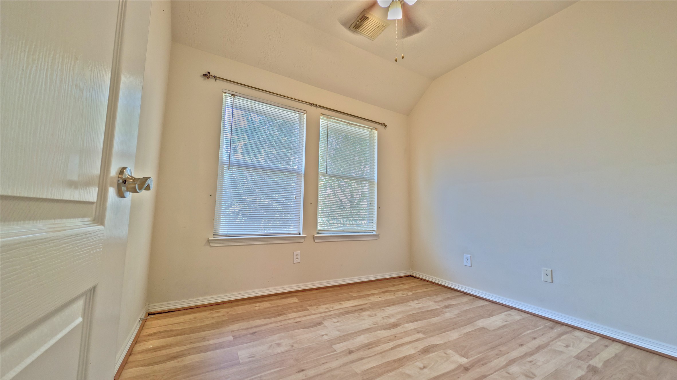 9502 Curry Landing Drive Property Photo 27